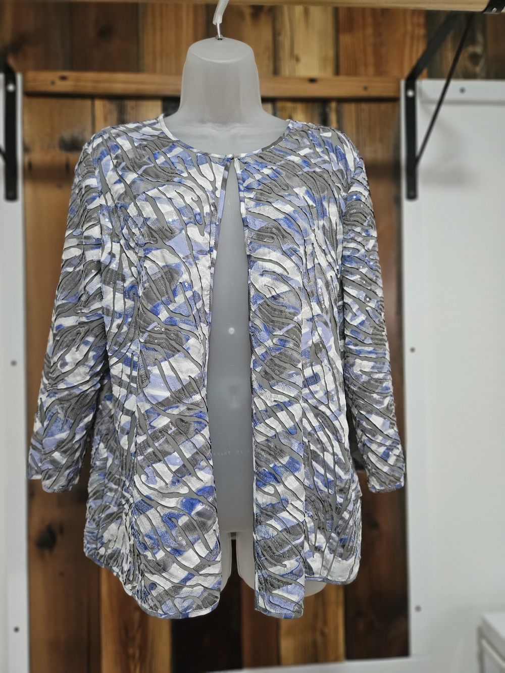 Chico's Open-Front Blazer in Blue, Gray & White Abstract Print